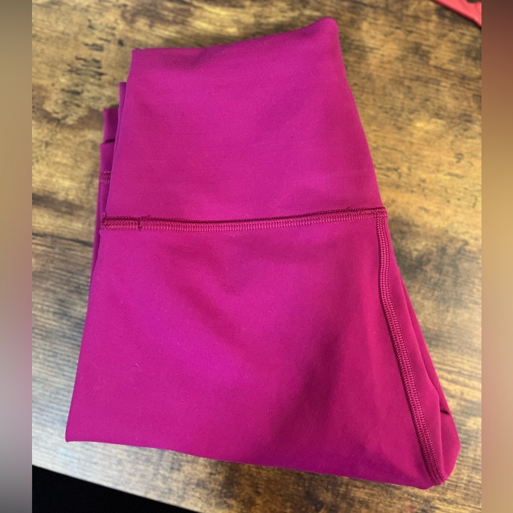 COPY - Lululemon Wunder Train Leggings